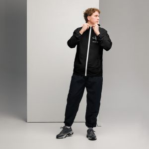 IPT Men’s windbreaker